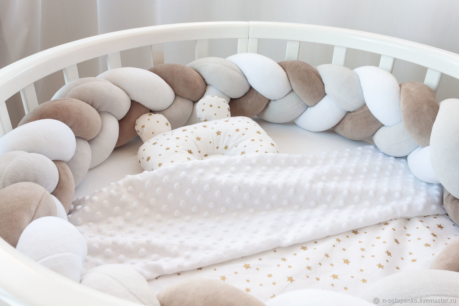Бортики косички в кроватку для новорожденных